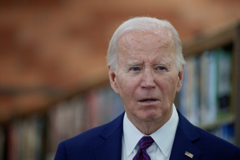 Ο Biden άλλαξε ξαφνικά γνώμη για την υποψηφιότητά του – Αιφνιδίασε και τους συνεργάτες του