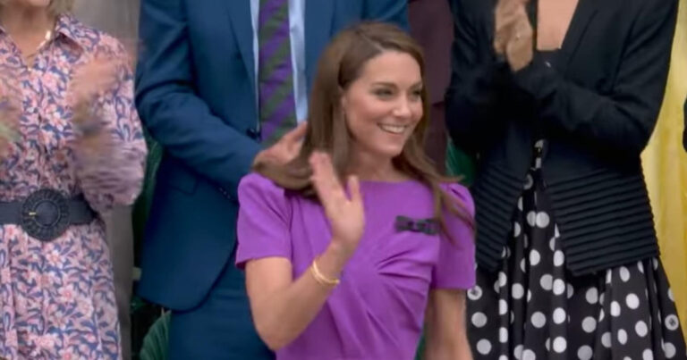 Πριγκίπισσα Κάθριν: Σπάνια εμφάνιση στον τελικό του Wimbledon με την πριγκίπισσα Σάρλοτ – Τη χειροκρότησε το πλήθος