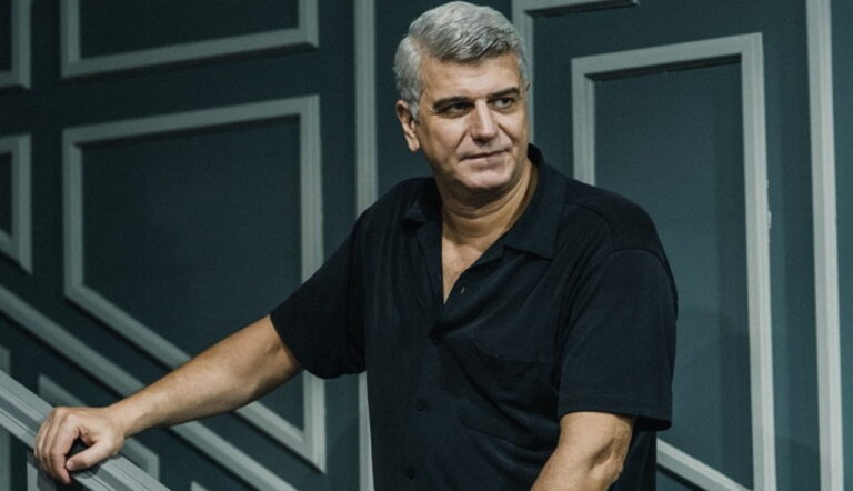 Γωγώ Ατζολετάκη: «Ο Βλαδίμηρος Κυριακίδης χτυπήθηκε πολύ άσχημα, έχασε τα πάντα στην παραγωγή»
