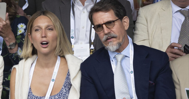 Μαρία Ολυμπία: Πόσο κοστίζει το Ralph Lauren look που επέλεξε στο Wimbledon –  Οι φωτογραφίες με τον πατέρα της, Παύλο