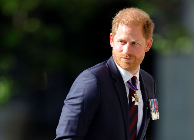 Πρίγκιπας Χάρι: Κατηγορεί τις βρετανικές ταμπλόιντ συνέβαλαν για τις κακές σχέσεις με τη βασιλική οικογένεια