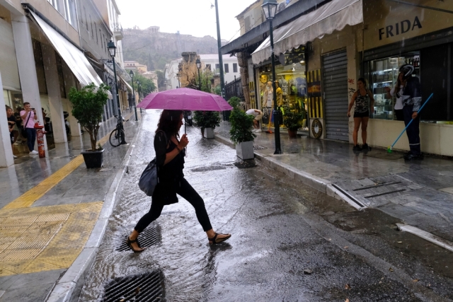 Καιρός: Έρχεται τριήμερο με βροχές – Ποιες περιοχές θα επηρεαστούν