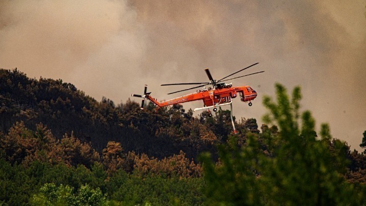 Κορινθία: Βρέθηκαν δύο απανθρακωμένες σοροί – Κλειστά όλα τα σχολεία του Ξυλοκάστρου