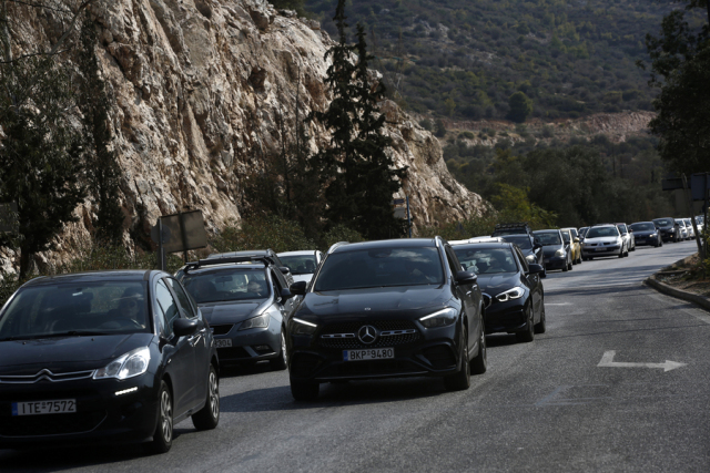 Αποκαταστάθηκε η κυκλοφορία των οχημάτων στη λεωφόρο Σχιστού