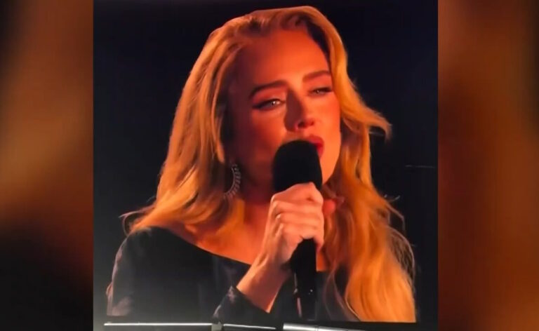 Adele: Ανακοίνωσε με δάκρυα ότι σταματάει προσωρινά την καριέρα της