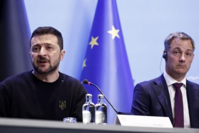 Σε πανικό ο Zelensky μετά τη σφαλιάρα του ΝΑΤΟ – Θέλει τέλος πολέμoυ πριν το 2025 – Χάος στο Κίεβο, πέφτει με πάταγο η Ουκρανία