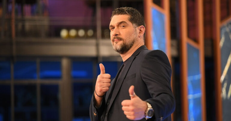 Πάνος Ιωαννίδης: «Ξεκινάνε τα γυρίσματα του MasterChef. Περιμένω να δω τους άλλους δύο γιατί έχουμε χαθεί»