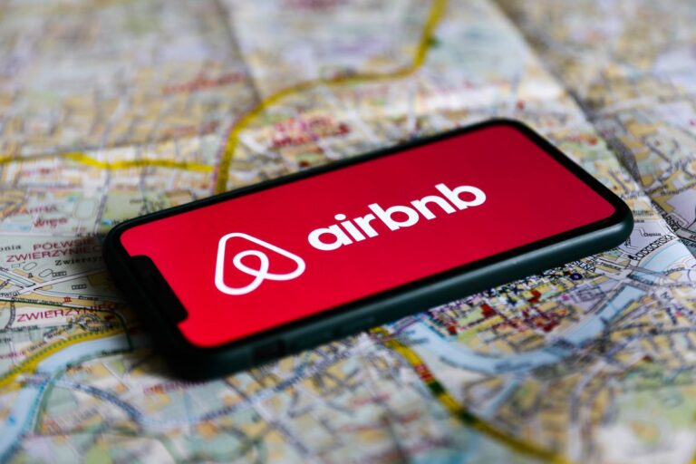 Κερδισμένο το Airbnb στην Ελλάδα από την επιμήκυνση της σεζόν