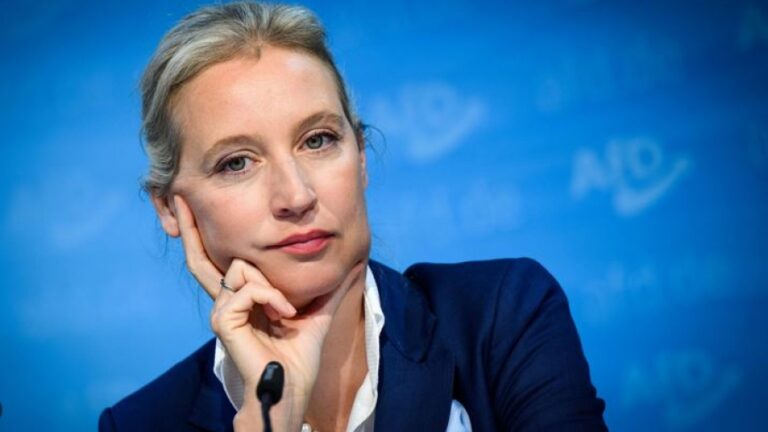 Bild: Η Alice Weidel του AfD έγινε η πιο δημοφιλής υποψήφια για τη θέση της Καγκελαρίου της Γερμανίας