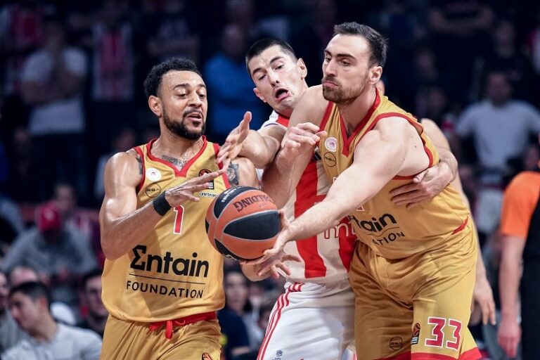 Euroleague: Ήττα για τον Ολυμπιακό στο Βελιγράδι από τον Ερυθρό Αστέρα