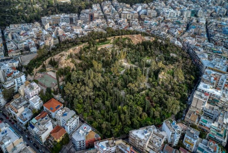 Ποιοι ιδιοκτήτες πρέπει να υποβάλουν νέα δήλωση Ε9 για να μειώσουν τον επόμενο ΕΝΦΙΑ