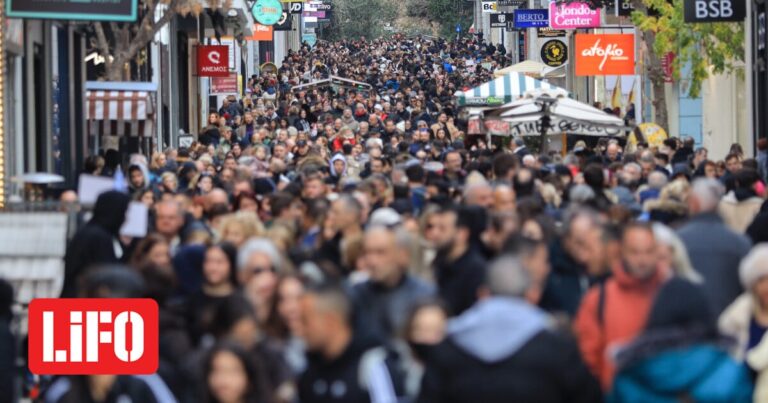 Ανοιχτά σήμερα, τελευταία Κυριακή του χρόνου, τα μαγαζιά