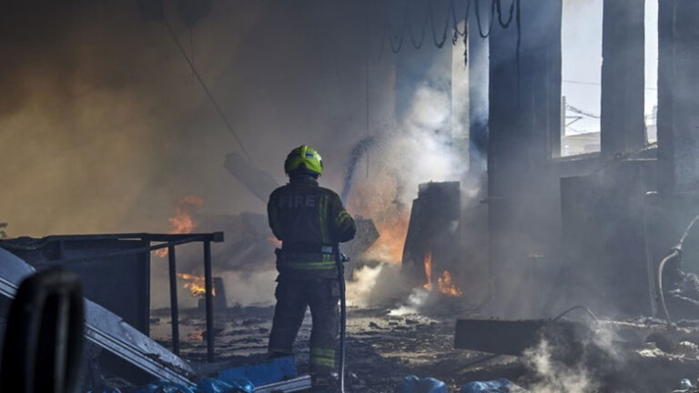 Βόρεια Μακεδονία: Διάβημα διαμαρτυρίας στον πρέσβη της Ρωσίας για την επίθεση στη διπλωματική της αποστολή στο Κίεβο