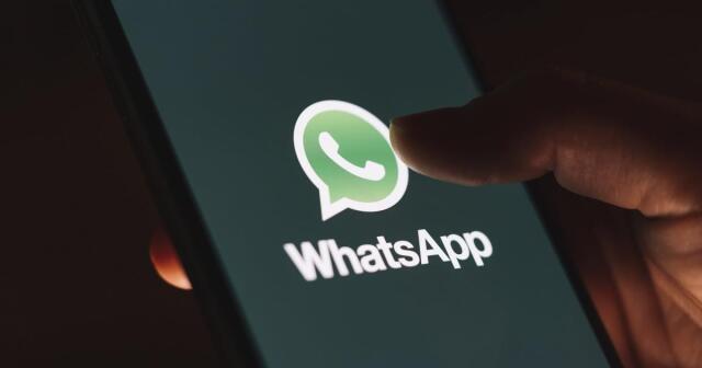 Το Ιράν επιτρέπει ξανά τη χρήση του WhatsApp