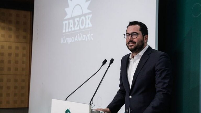 Σπυρόπουλος: Η ΝΔ με κινήσεις εντυπωσιασμού  κλείνει το μάτι σε φιλοβασιλικά και δεξιά ακροατήρια – Αδυνατεί να λύσει προβλήματα