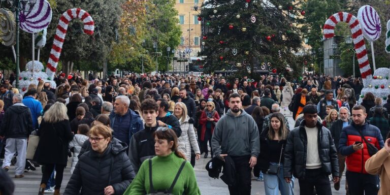 Παρεμβάσεις 3 δισ. ευρώ από την κυβέρνηση για αύξηση εισοδημάτων, κοινωνική πολιτική και αντιμετώπιση δημογραφικού το 2025