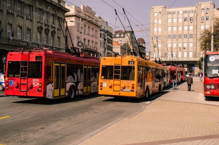 Σερβία: Δωρεάν από την Πρωτοχρονιά η χρήση των ΜΜΜ στο Βελιγράδι